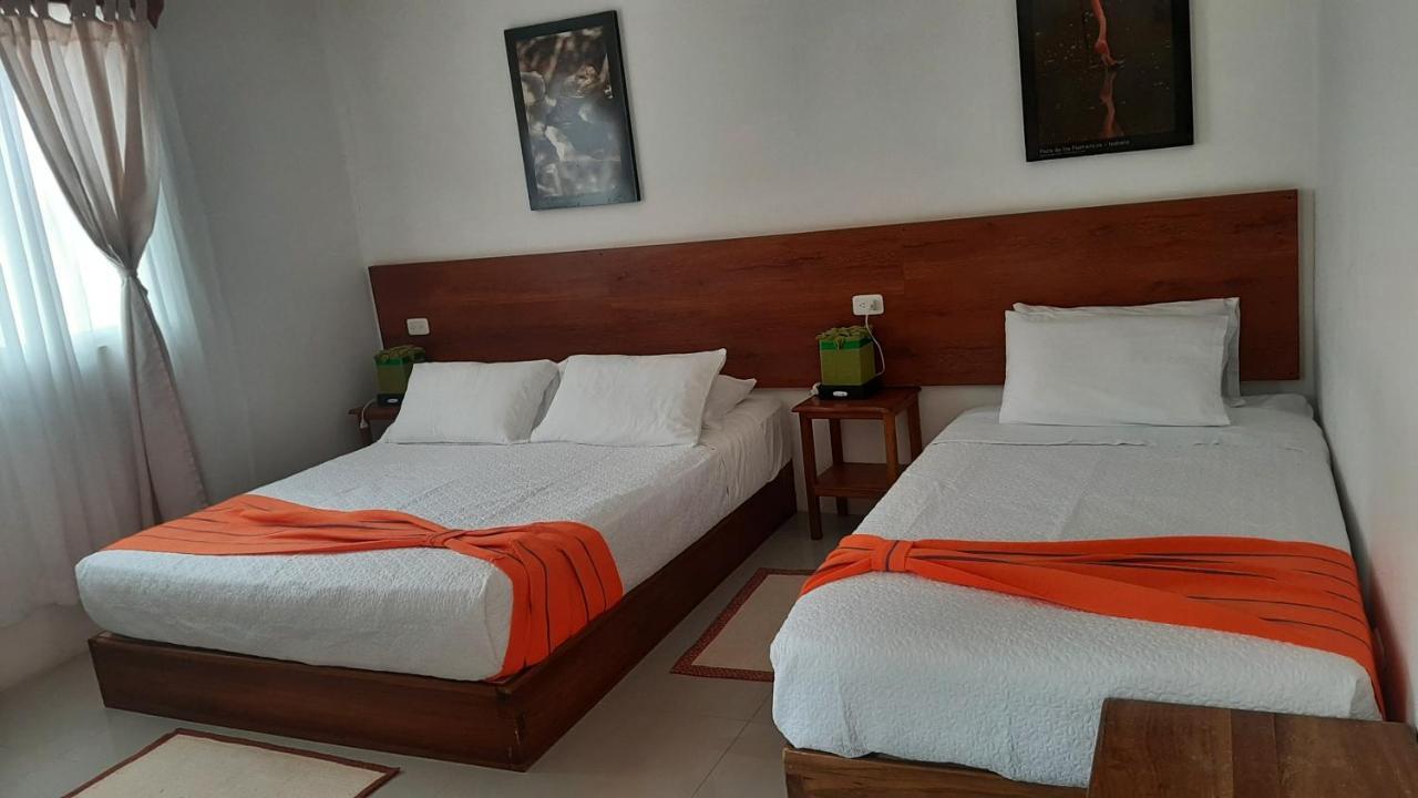 Hostal Tero Real Puerto Villamil Extérieur photo