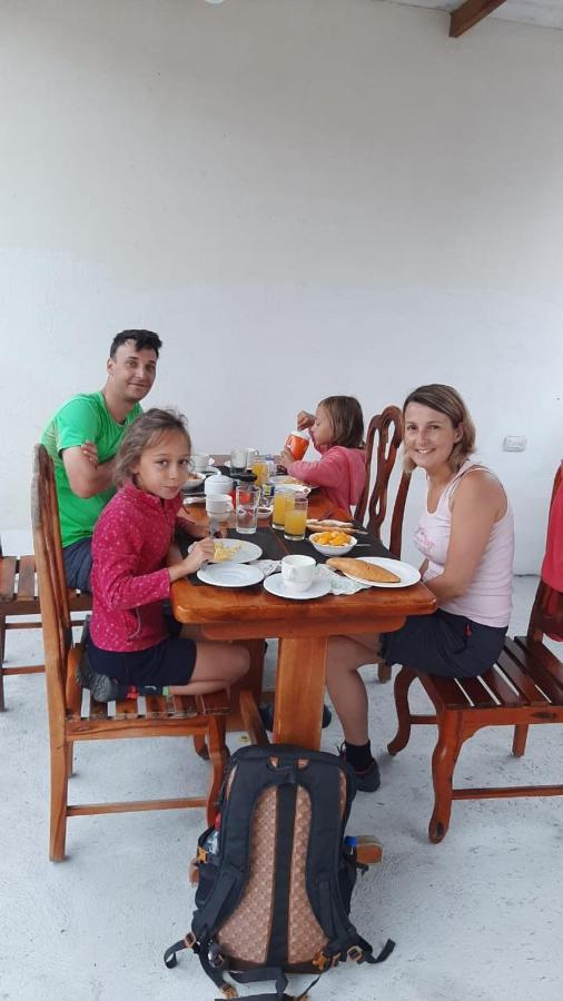 Hostal Tero Real Puerto Villamil Extérieur photo